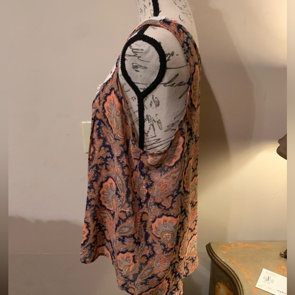 Love 4 Truth sleeveless top size 1x EUC - Picture 3 of 6